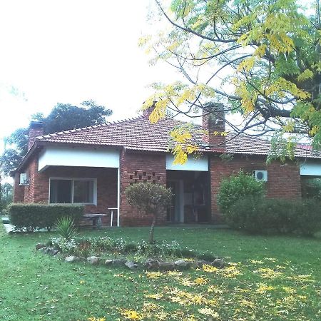 Brisas Del Rio Apart Hotel 代曼 外观 照片