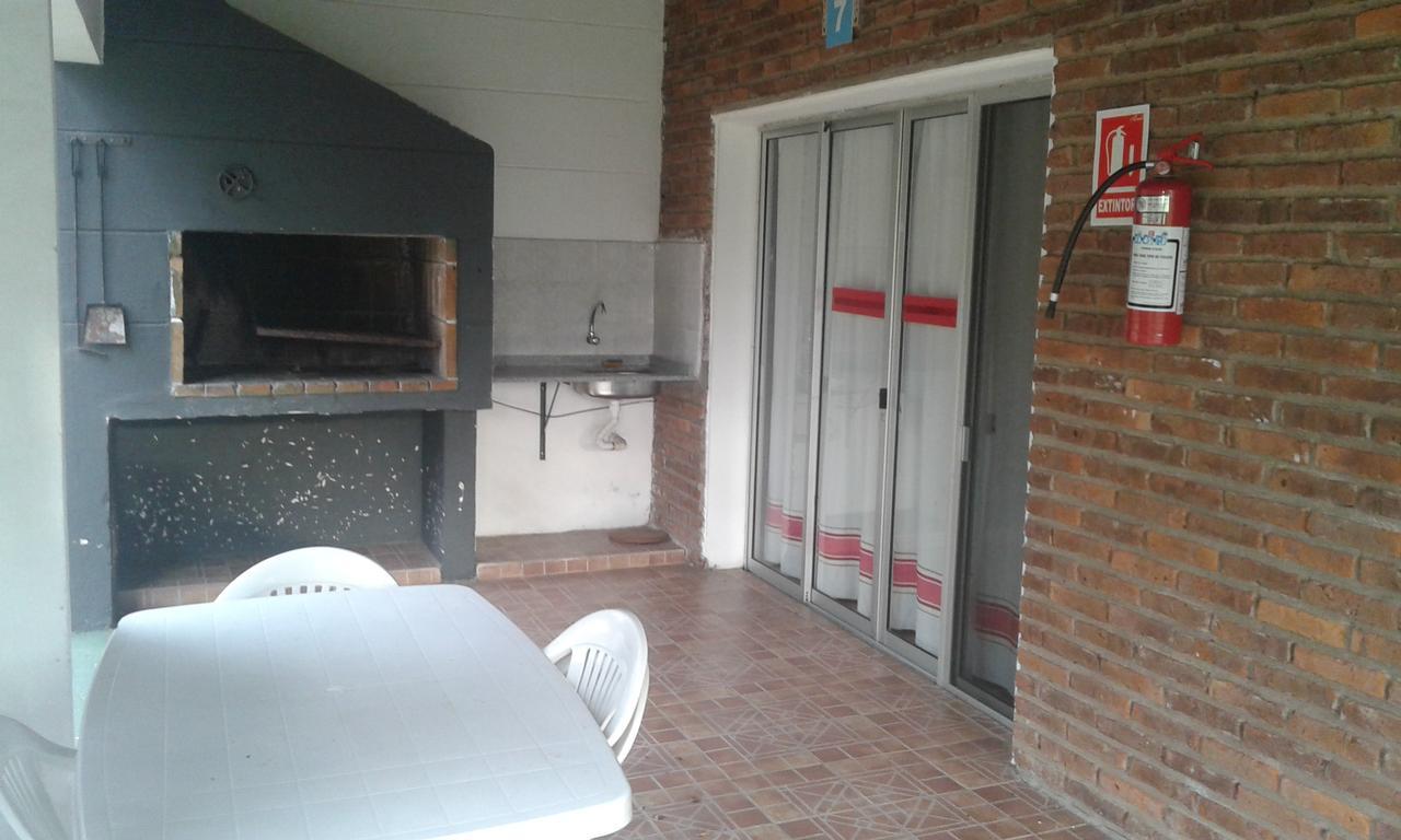Brisas Del Rio Apart Hotel 代曼 外观 照片