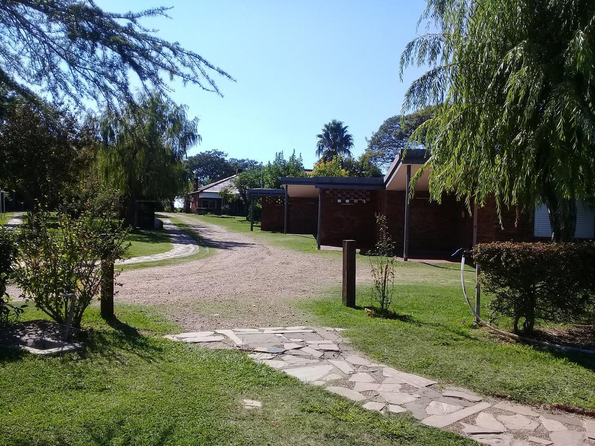 Brisas Del Rio Apart Hotel 代曼 外观 照片